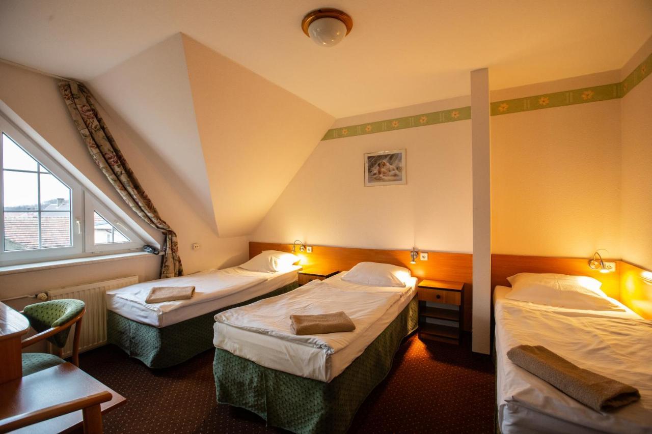 Hotel Margo Cedynia Eksteriør bilde